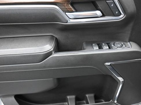 Used 2023 Chevrolet Silverado 1500 LT AWD/4WD image 13