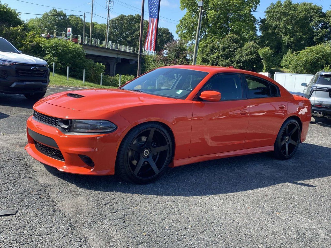 Used 2019 Dodge Charger Scat Pack RWD image 3