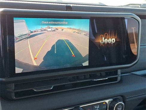 Used 2025 Jeep Wrangler Unlimited Rubicon 4xe w/ Safety Group image 18