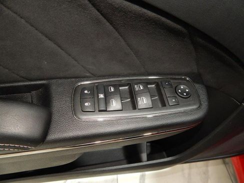 Used 2021 Dodge Charger SRT Hellcat w/ Harman/Kardon Audio Group image 18