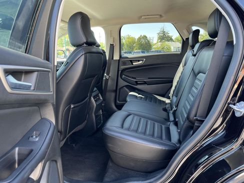 Used 2024 Ford Edge SEL image 32