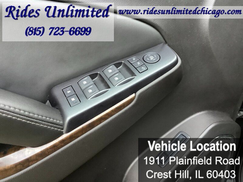 Used 2015 Chevrolet Suburban LT w/ Luxury Package AWD/4WD image 12