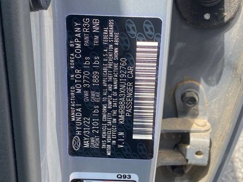 Used 2022 Hyundai Venue SE FWD image 15