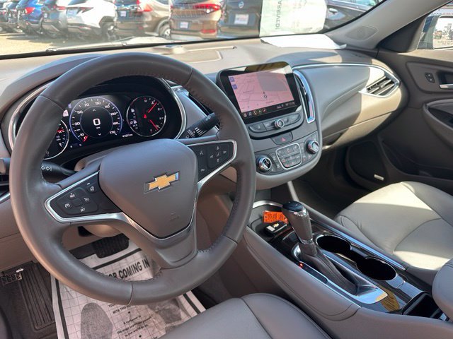 Used 2019 Chevrolet Malibu Premier FWD image 16