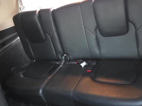 Used 2012 INFINITI QX56 4WD w/ Theater Pkg image 10