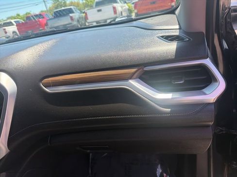 Used 2018 GMC Acadia SLE w/ LPO, Floor Liner Package FWD image 25