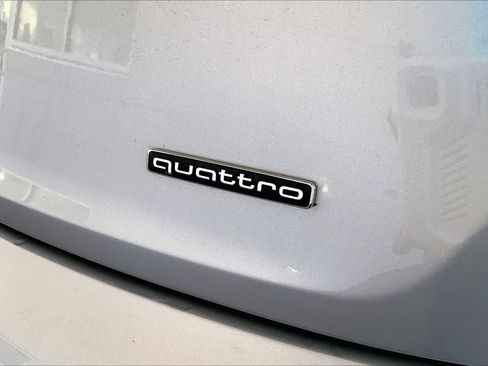 Used 2023 Audi Q5 2.0T Premium w/ Convenience Package AWD/4WD image 10