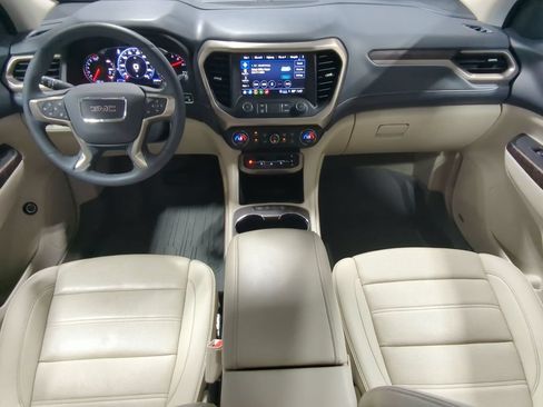 Used 2023 GMC Acadia Denali w/ Denali Technology Package AWD/4WD image 18