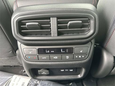 New 2026 Honda Ridgeline Black Edition image 17