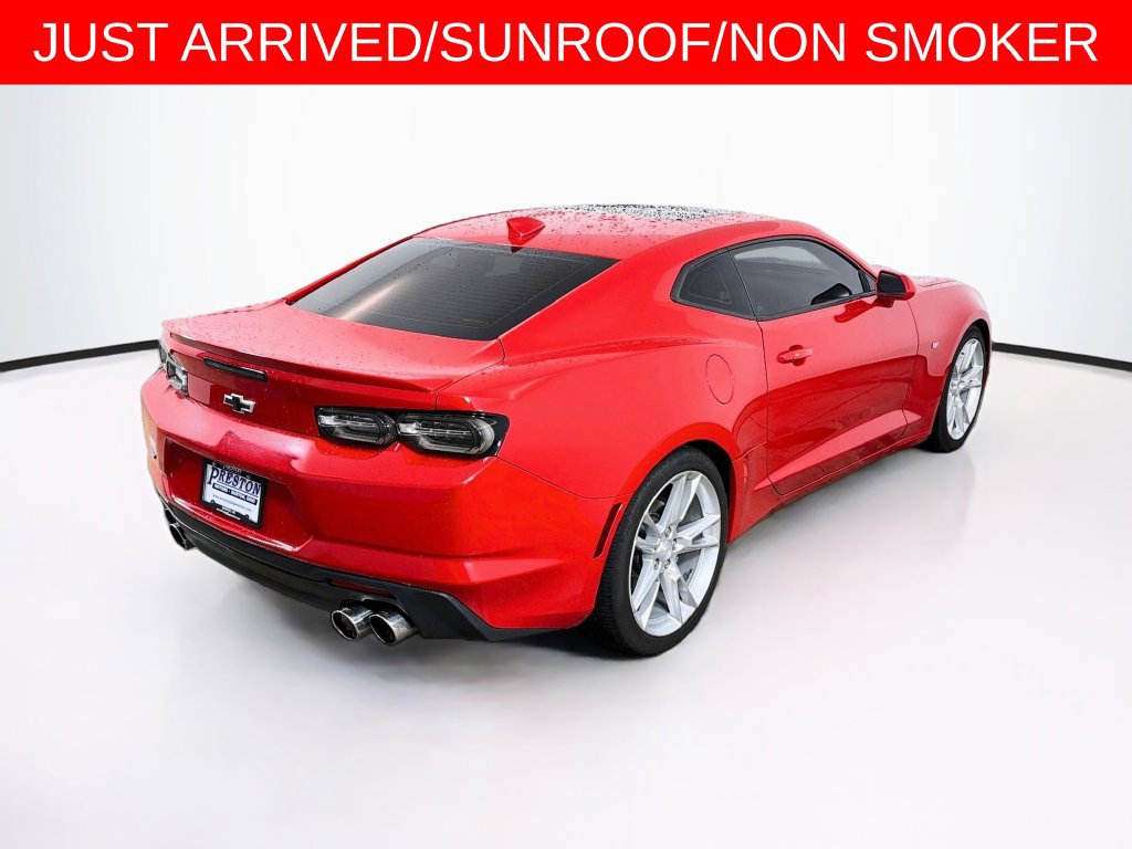 Used 2020 Chevrolet Camaro LT w/ RS Package RWD image 5