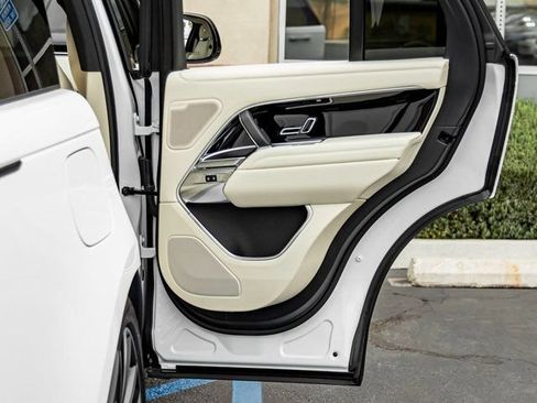 New 2026 Land Rover Range Rover SE AWD/4WD image 23