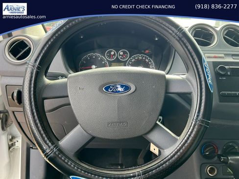 Used 2013 Ford Transit Connect XL FWD image 10