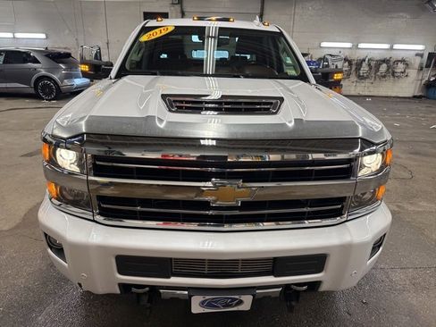 Used 2019 Chevrolet Silverado 3500 High Country w/ Duramax Plus Package image 2