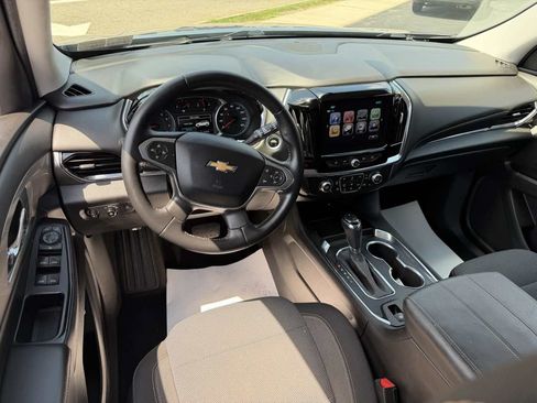 Used 2018 Chevrolet Traverse LT AWD/4WD image 12