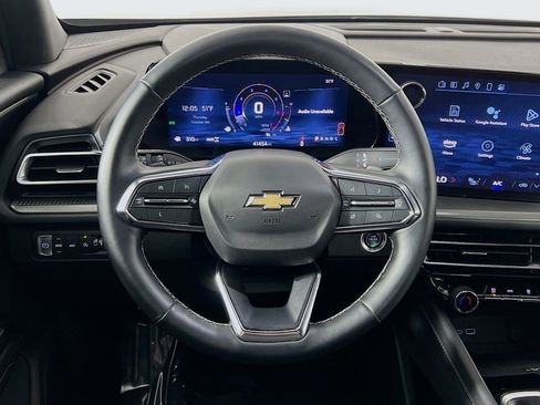 Certified 2024 Chevrolet Traverse LT image 9