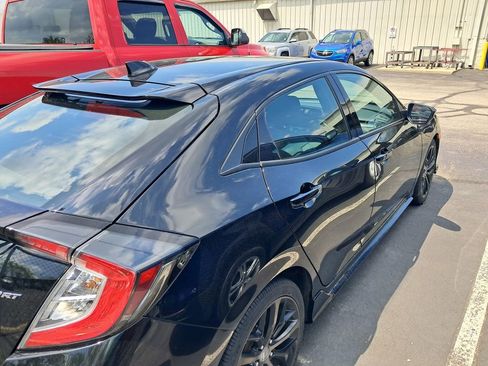Used 2021 Honda Civic Sport image 7