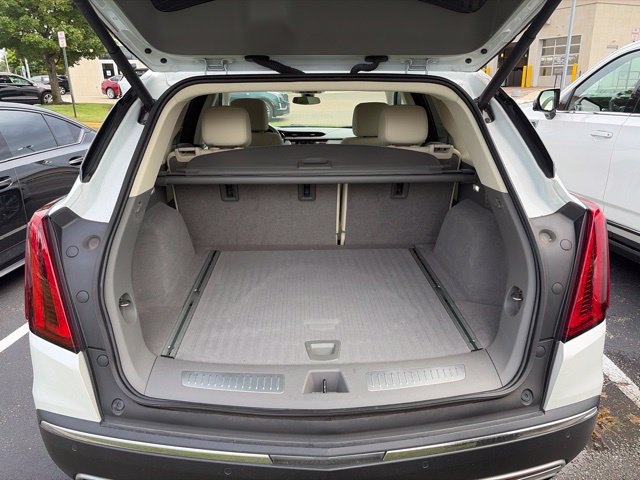 Used 2024 Cadillac XT5 Premium Luxury AWD/4WD image 9