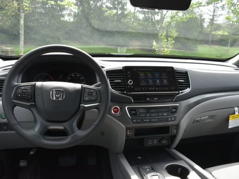 New 2026 Honda Ridgeline RTL image 16