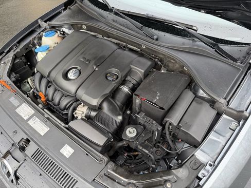 Used 2012 Volkswagen Passat 2.5 SE image 28