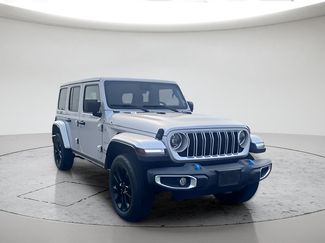 Used 2024 Jeep Wrangler Unlimited Sahara AWD/4WD video 1