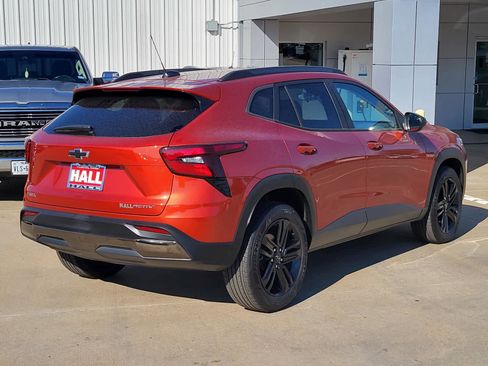 Certified 2024 Chevrolet Trax ACTIV w/ Driver Confidence Package image 6