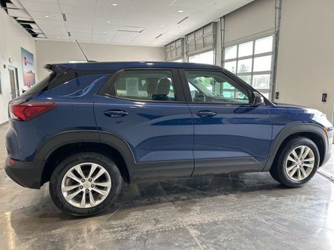 Used 2022 Chevrolet TrailBlazer LS image 9