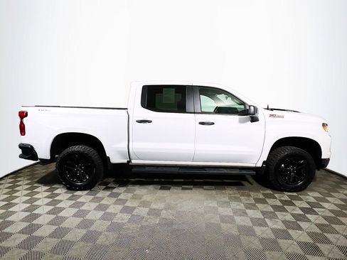 Used 2025 Chevrolet Silverado 1500 Custom Trail Boss AWD/4WD image 8