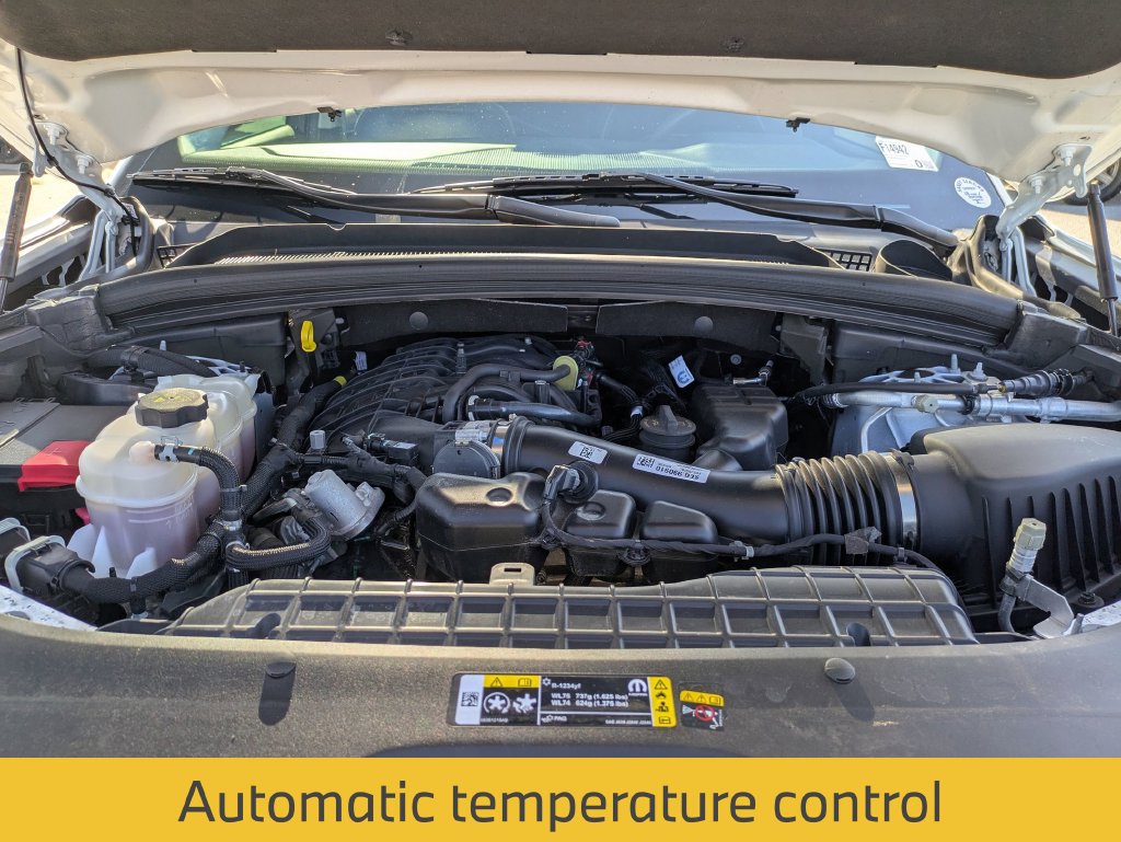 Used 2023 Jeep Grand Cherokee Limited RWD image 14