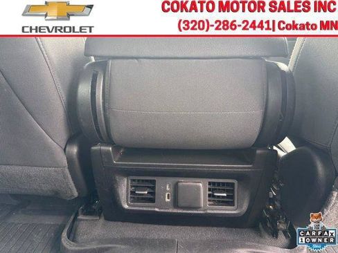 Used 2023 Chevrolet Silverado 1500 LT w/ Z71 Off-Road Package AWD/4WD image 13