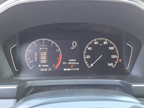 Used 2025 Honda Pilot Touring image 29