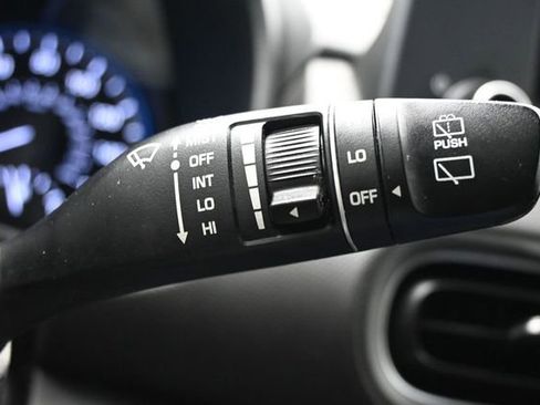 Used 2022 Hyundai Kona SEL w/ Cargo Package FWD image 27