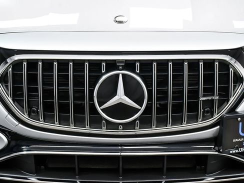 Used 2025 Mercedes-Benz E 53 AMG e 4MATIC Sedan image 81