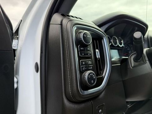 Used 2021 Chevrolet Silverado 1500 LT Trail Boss w/ Convenience Package II image 20