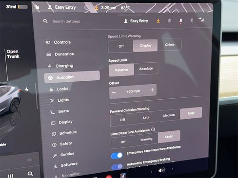 Used 2023 Tesla Model 3 Standard Range image 26