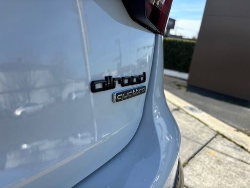 Used 2024 Audi A4 2.0T allroad Premium Plus image 11