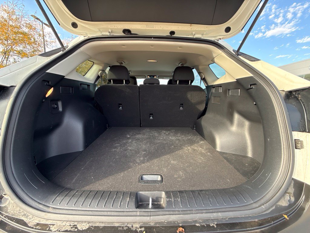 Used 2025 Kia Sportage LX AWD/4WD image 17