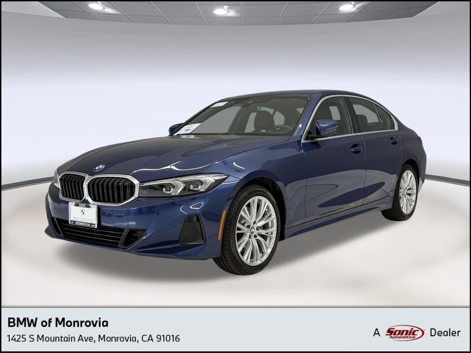 Certified 2024 BMW 330i Sedan w/ Convenience Package RWD image 1