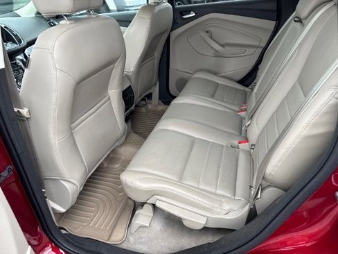Used 2015 Ford Escape Titanium FWD image 15