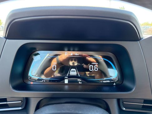 New 2025 Hyundai Elantra Sport image 17