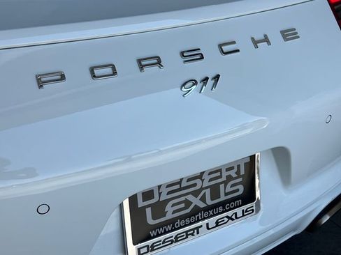 Used 2019 Porsche 911 Carrera RWD image 18