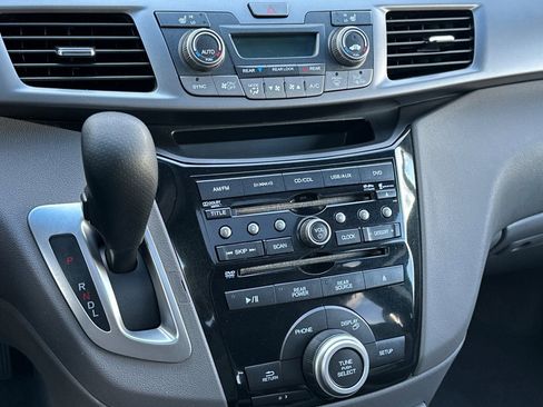 Used 2013 Honda Odyssey EX-L image 22