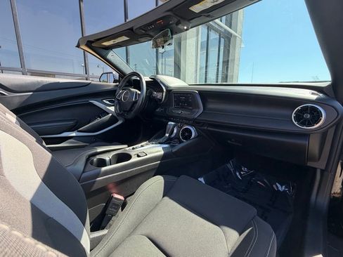 Used 2020 Chevrolet Camaro LT RWD image 25