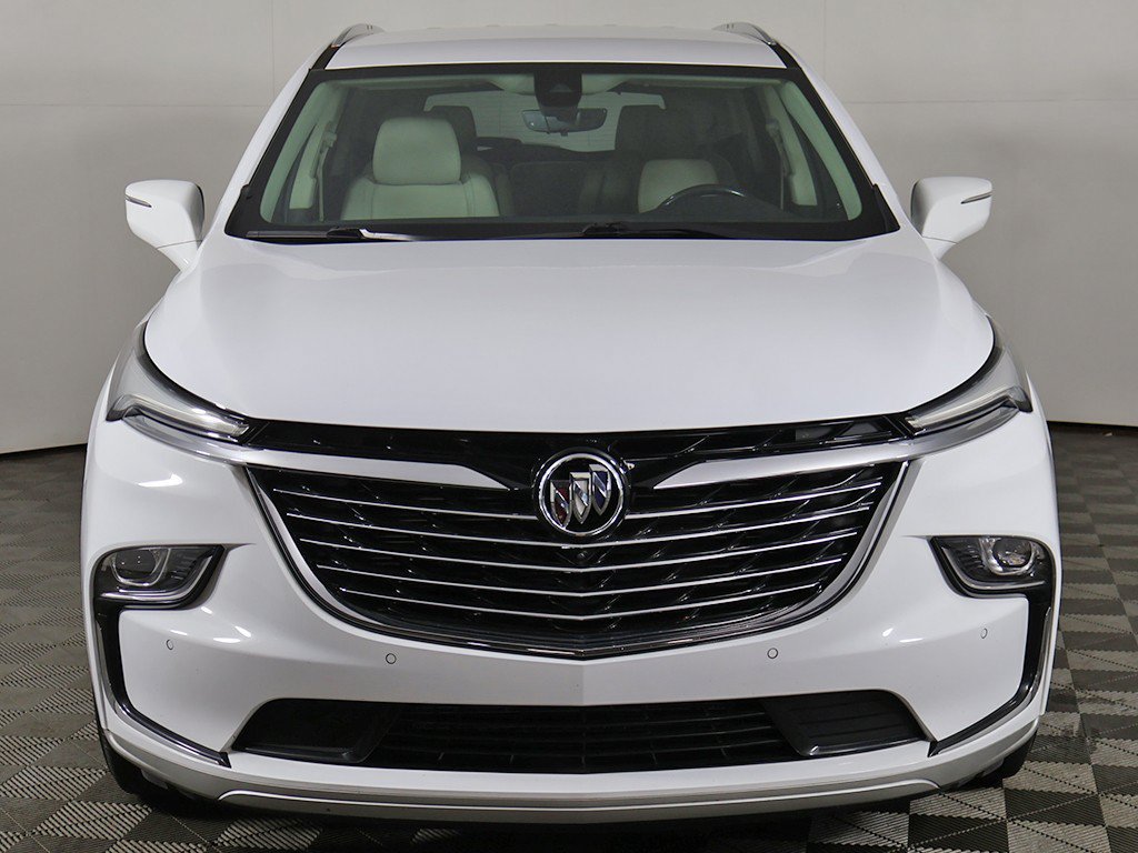 Used 2023 Buick Enclave Essence FWD image 16