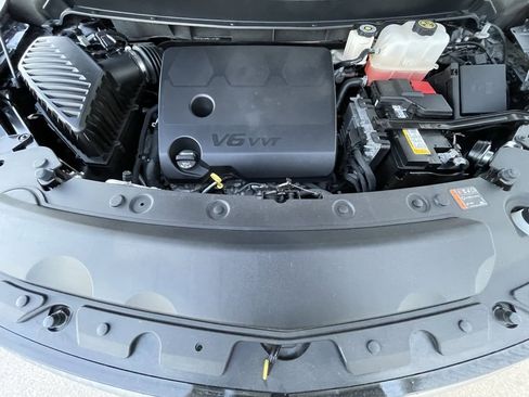 Used 2022 Buick Enclave Premium image 34