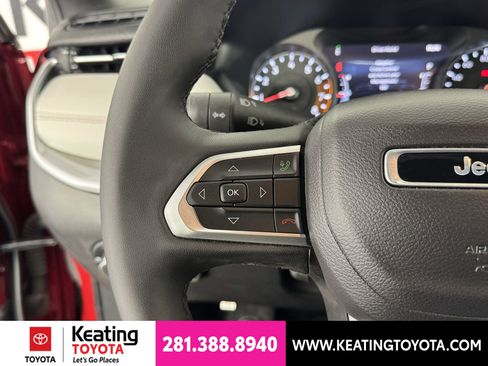 Used 2025 Jeep Compass Limited AWD/4WD image 26