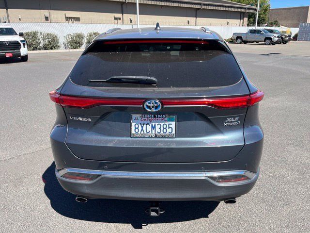 Used 2021 Toyota Venza XLE w/ Carpet Mat Package (TMS) AWD/4WD image 4