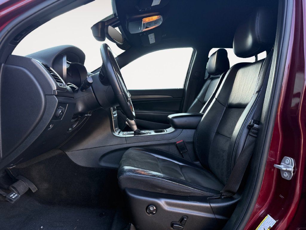 Used 2018 Jeep Grand Cherokee Altitude AWD/4WD image 9