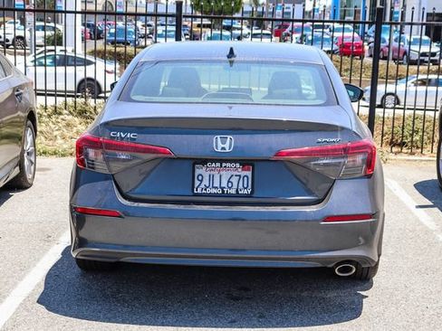 Used 2024 Honda Civic Sport image 11