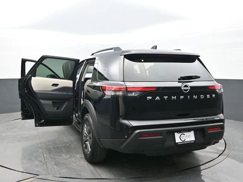 Used 2025 Nissan Pathfinder SV image 64