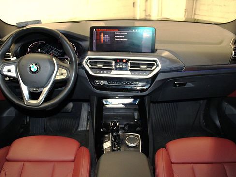 Used 2024 BMW X3 xDrive30i w/ Premium Package w/ZPA AWD/4WD image 9